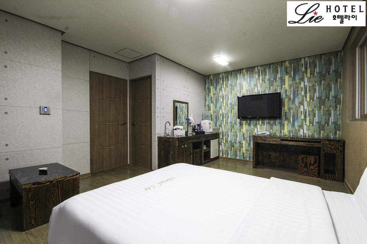 Hotel Lie Geoje Bagian luar foto