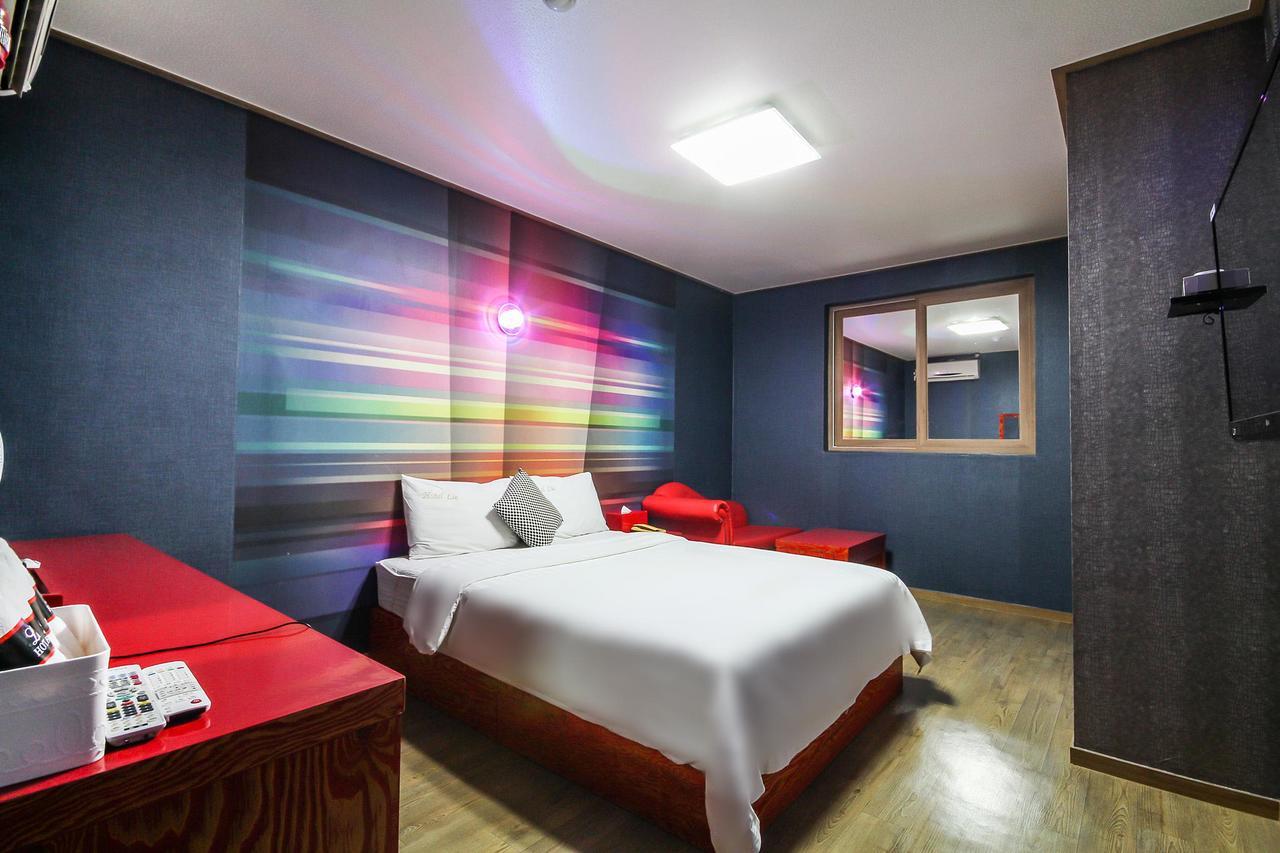 Hotel Lie Geoje Bagian luar foto