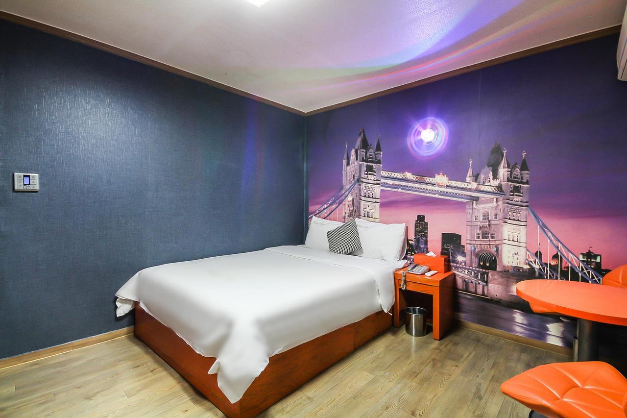 Hotel Lie Geoje Bagian luar foto